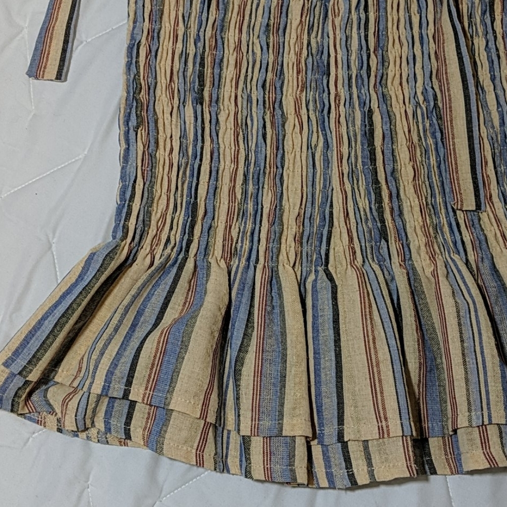 Smocked crop tank - Picture 3 of 5